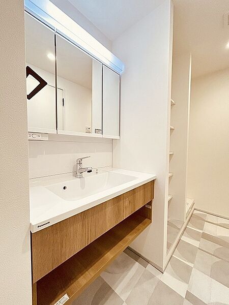 apartment 東京都西東京市谷戸町３丁目
地図を見る