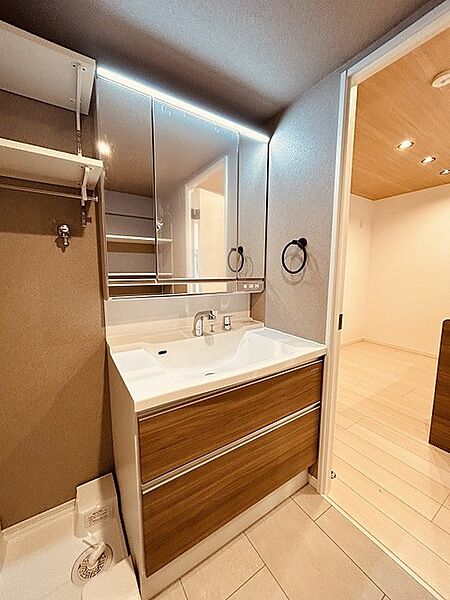 apartment 東京都東久留米市大門町２丁目
地図を見る