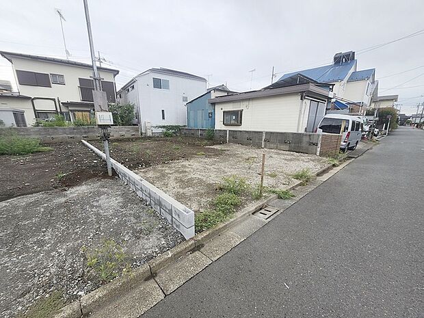 現地のご見学予約もスタートしました。周辺で売りに出ている物件も沢山御座います。まとめてご見学ができますのでお気軽にお申しつけください。 