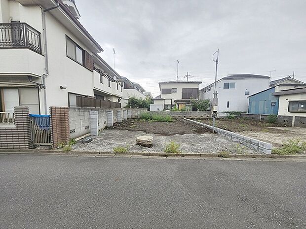 周辺のエリアで他にも沢山売りに出ている物件があります。インターネット掲載前の情報などもありますのでお気軽にお問合せください。まとめてご見学できます。