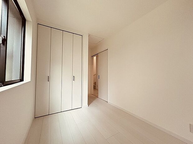 周辺のエリアで他にも沢山売りに出ている物件があります。インターネット掲載前の情報などもありますのでお気軽にお問合せください。まとめてご見学できます。 IMG_5859