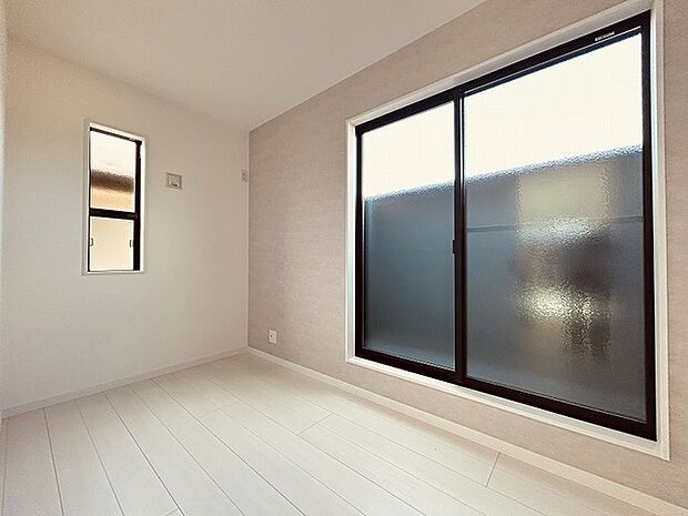 周辺のエリアで他にも沢山売りに出ている物件があります。インターネット掲載前の情報などもありますのでお気軽にお問合せください。まとめてご見学できます。 IMG_5873