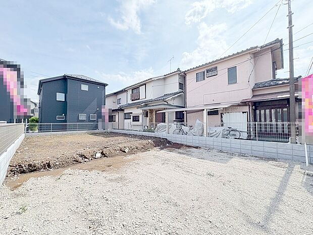 現地ご見学の際、スタッフが様々なご質問に対応いたします、周辺環境、前面道路、建築可能な建物について、ぜひご相談ください。 