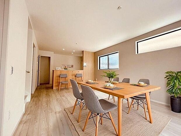 本画像はCGで作成しており、実際に現地に家具は置かれておりません。また、価格に家具は含まれておりません。