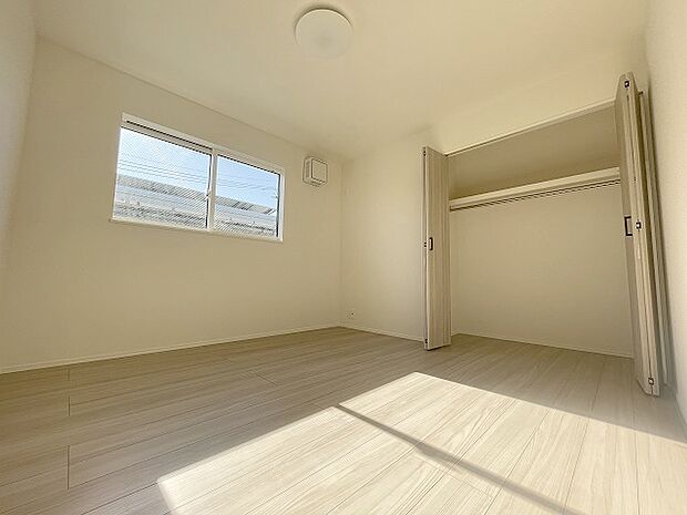 クローゼットなど収納も豊富なお家です。 