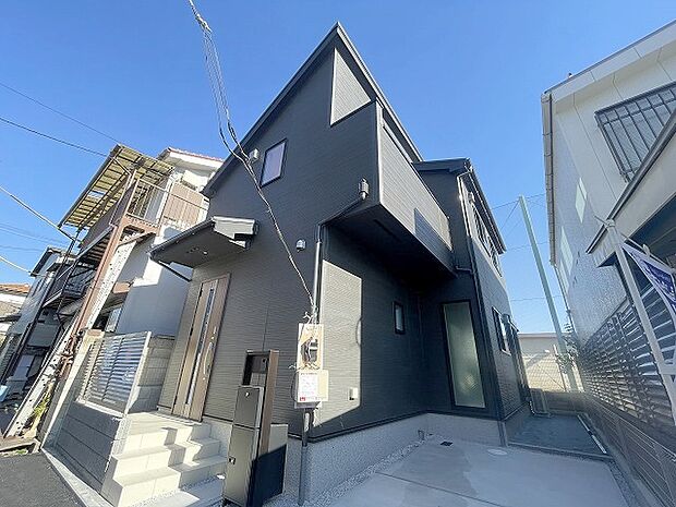 建物が完成しましたので室内のご見学予約スタート。当日のご見学予約も大歓迎です。お気軽にご連絡ください。他にもインターネットに掲載していない情報も沢山ありますので、比較で併せてご見学ができます。