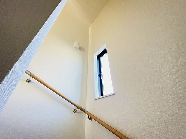 周辺のエリアで他にも沢山売りに出ている物件があります。インターネット掲載前の情報などもありますのでお気軽にお問合せください。まとめてご見学できます。 