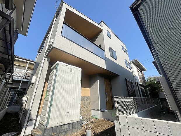 建物が完成しましたので室内のご見学予約スタート。当日のご見学予約も大歓迎です。お気軽にご連絡ください。他にもインターネットに掲載していない情報も沢山ありますので、比較で併せてご見学ができます。 