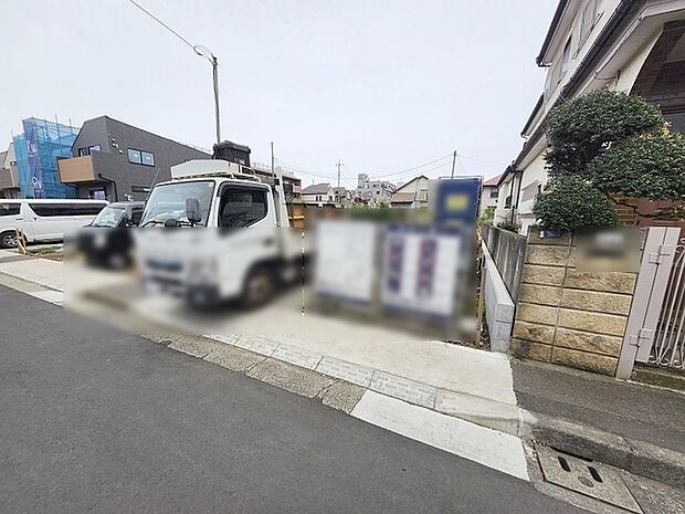 周辺のエリアで他にも沢山売りに出ている物件があります。インターネット掲載前の情報などもありますのでお気軽にお問合せください。まとめてご見学できます。 