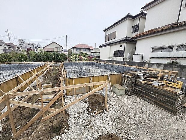 周辺のエリアで他にも沢山売りに出ている物件があります。インターネット掲載前の情報などもありますのでお気軽にお問合せください。まとめてご見学できます。 