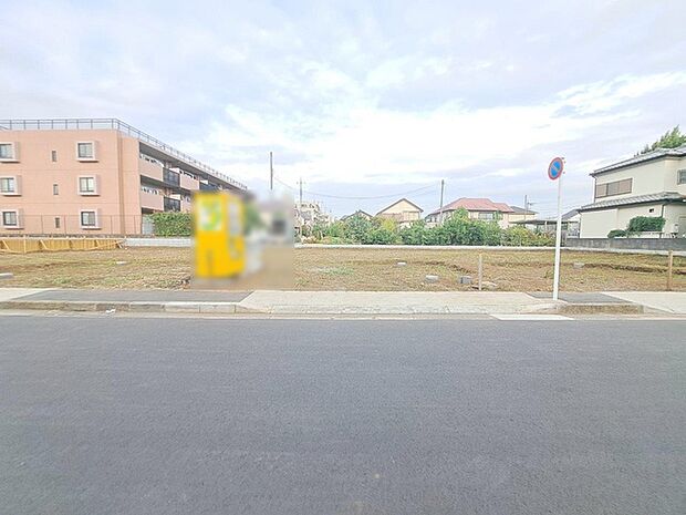 周辺のエリアで他にも沢山売りに出ている物件があります。インターネット掲載前の情報などもありますのでお気軽にお問合せください。まとめてご見学できます。 