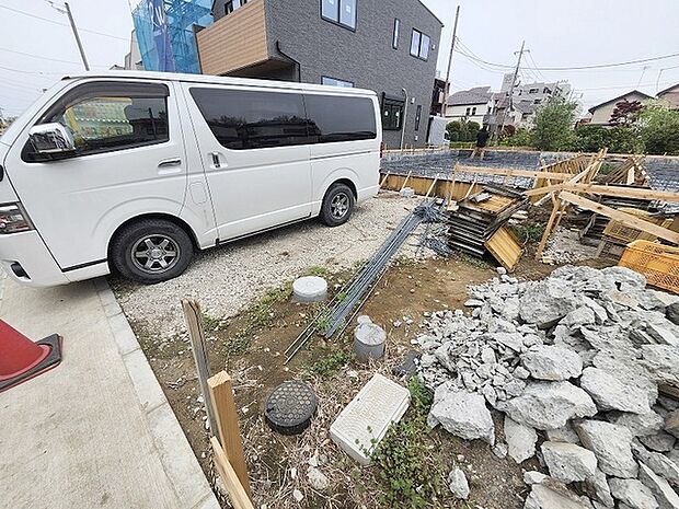 周辺のエリアで他にも沢山売りに出ている物件があります。インターネット掲載前の情報などもありますのでお気軽にお問合せください。まとめてご見学できます。 