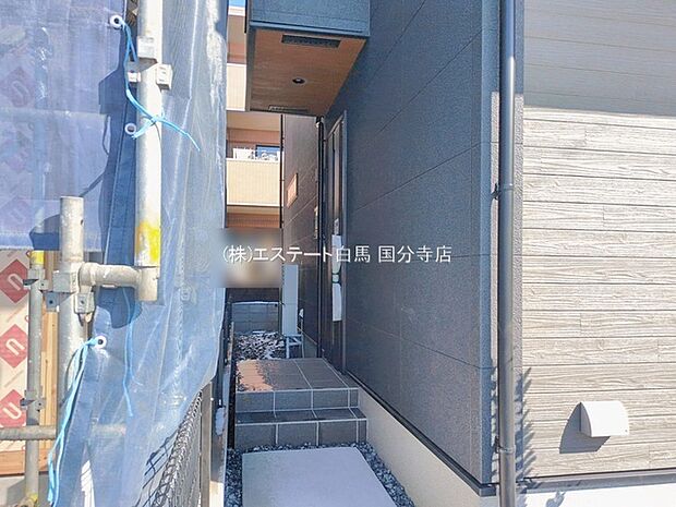 現地のご見学予約もスタートしました。周辺で売りに出ている物件も沢山御座います。まとめてご見学ができますのでお気軽にお申しつけください。