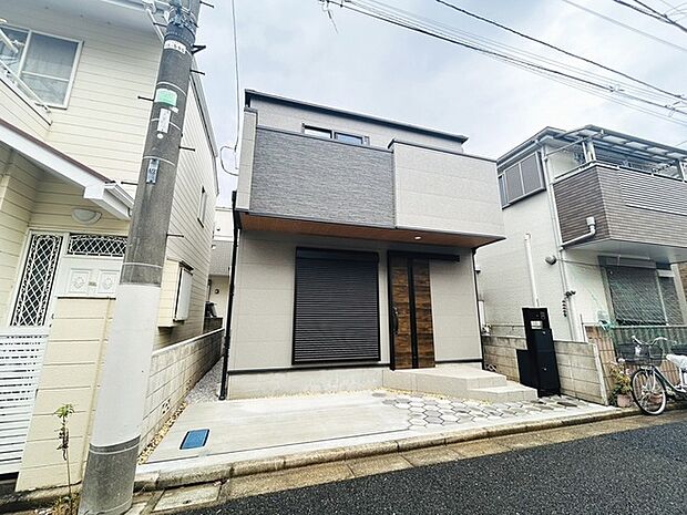 周辺のエリアで他にも沢山売りに出ている物件があります。インターネット掲載前の情報などもありますのでお気軽にお問合せください。まとめてご見学できます。 