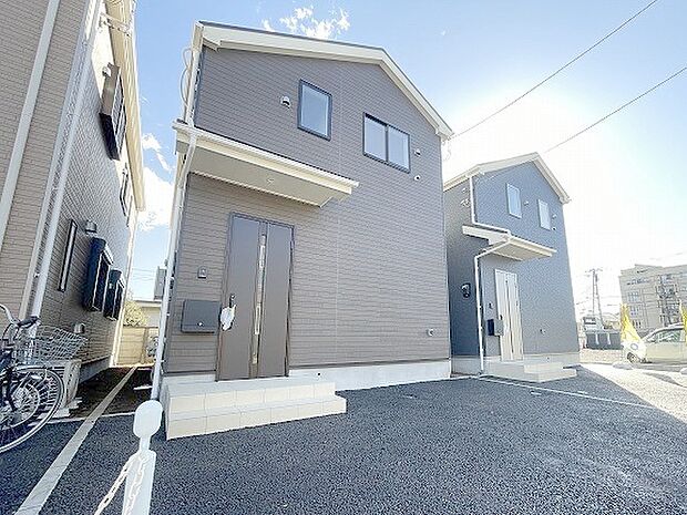 周辺のエリアで他にも沢山売りに出ている物件があります。インターネット掲載前の情報などもありますのでお気軽にお問合せください。まとめてご見学できます。