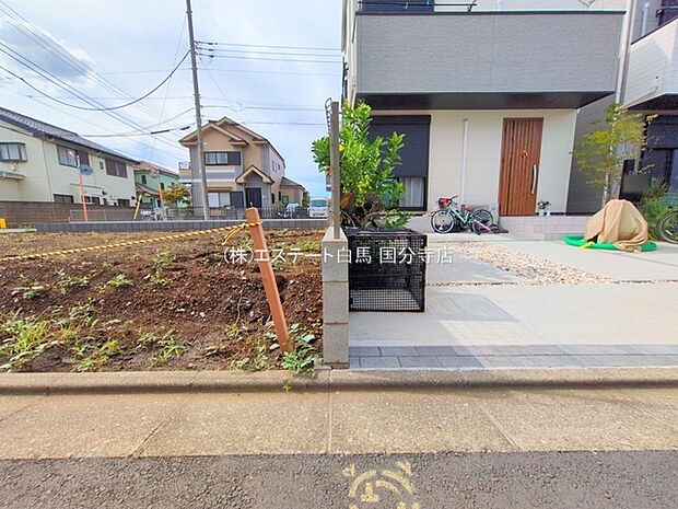 周辺のエリアで他にも沢山売りに出ている物件があります。インターネット掲載前の情報などもありますのでお気軽にお問合せください。まとめてご見学できます。