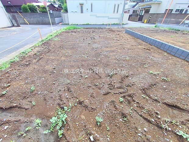 周辺のエリアで他にも沢山売りに出ている物件があります。インターネット掲載前の情報などもありますのでお気軽にお問合せください。まとめてご見学できます。 