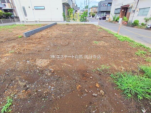 現地のご見学予約もスタートしました。周辺で売りに出ている物件も沢山御座います。まとめてご見学ができますのでお気軽にお申しつけください。 