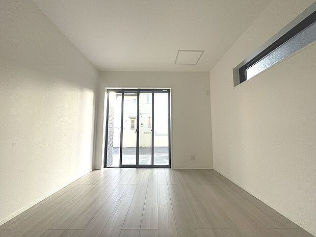 周辺のエリアで他にも沢山売りに出ている物件があります。インターネット掲載前の情報などもありますのでお気軽にお問合せください。まとめてご見学できます。