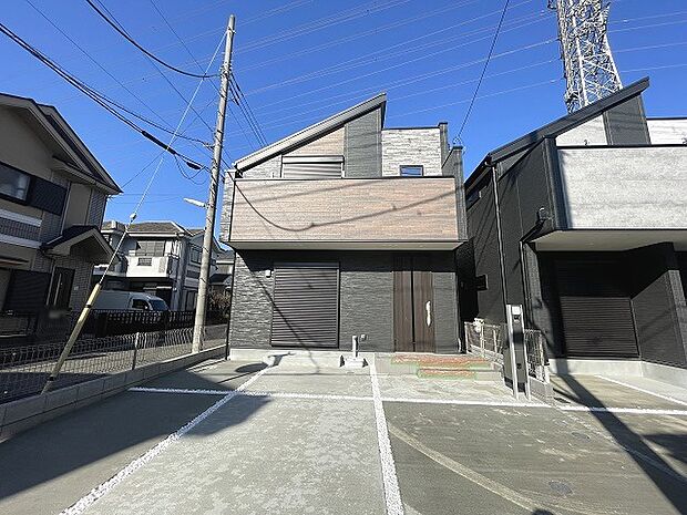 現地のご見学予約もスタートしました。周辺で売りに出ている物件も沢山御座います。まとめてご見学ができますのでお気軽にお申しつけください。
