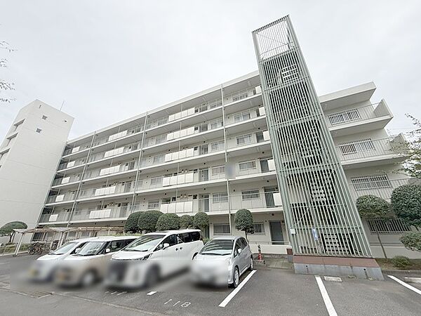 現地のご見学予約もスタートしました。周辺で売りに出ている物件も沢山御座います。まとめてご見学ができますのでお気軽にお申しつけください。