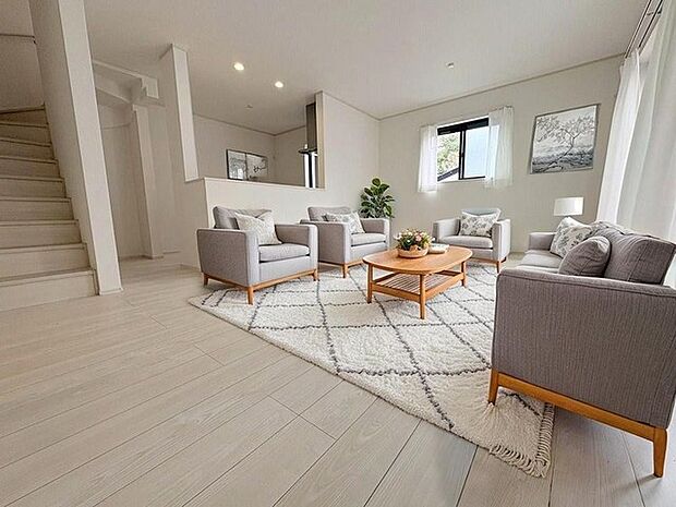 本画像はCGで作成しており、実際に現地に家具は置かれておりません。また、価格に家具は含まれておりません。 