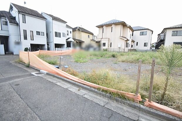 建物のモデルハウスのご見学予約もスタートしました。当日のご見学予約も大歓迎ですので、お気軽にお問合せください。