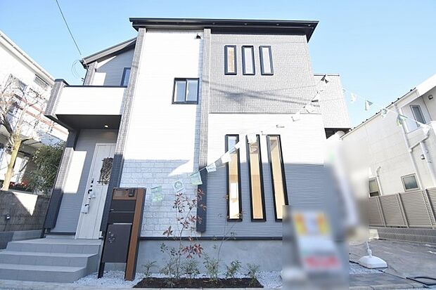 建物が完成しましたので室内のご見学予約スタート。当日のご見学予約も大歓迎です。お気軽にご連絡ください。他にもインターネットに掲載していない情報も沢山ありますので、比較で併せてご見学ができます。