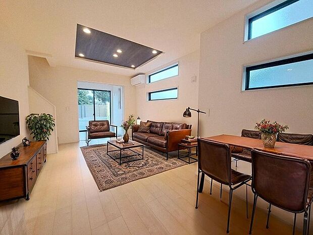 本画像はCGで作成しており、実際に現地に家具は置かれておりません。また、価格に家具は含まれておりません。