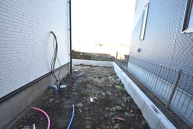 現地のご見学予約もスタートしました。周辺で売りに出ている物件も沢山御座います。まとめてご見学ができますのでお気軽にお申しつけください。 