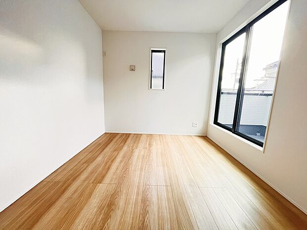 周辺のエリアで他にも沢山売りに出ている物件があります。インターネット掲載前の情報などもありますのでお気軽にお問合せください。まとめてご見学できます。