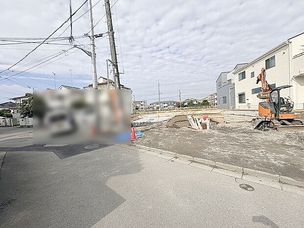 現地のご見学予約もスタートしました。周辺で売りに出ている物件も沢山御座います。まとめてご見学ができますのでお気軽にお申しつけください。 