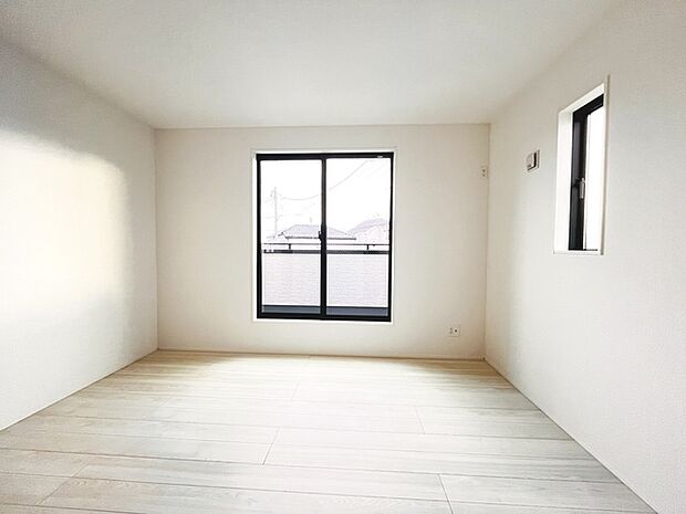 周辺のエリアで他にも沢山売りに出ている物件があります。インターネット掲載前の情報などもありますのでお気軽にお問合せください。まとめてご見学できます。