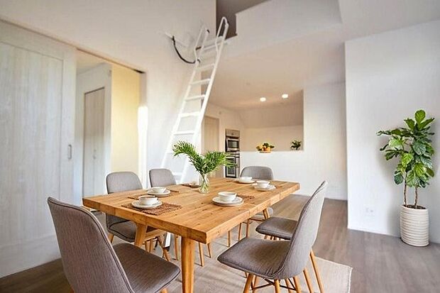 本画像はCGで作成しており、実際に現地に家具は置かれておりません。また、価格に家具は含まれておりません。 