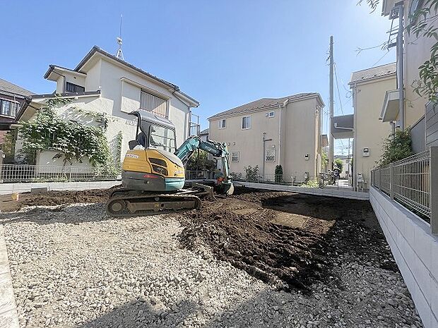 周辺のエリアで他にも沢山売りに出ている物件があります。インターネット掲載前の情報などもありますのでお気軽にお問合せください。まとめてご見学できます。 