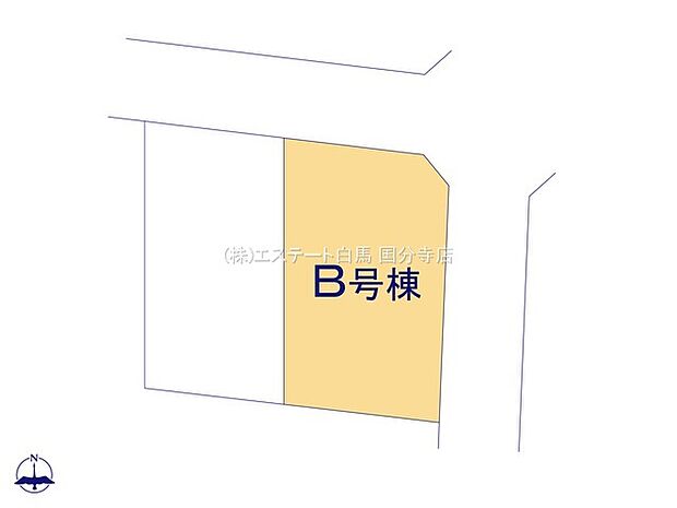 利便性と快適性を両立した立地。ショッピングやレストラン、公共交通機関へのアクセスが良好でありながら、周囲の緑豊かな自然環境も満喫できます。  