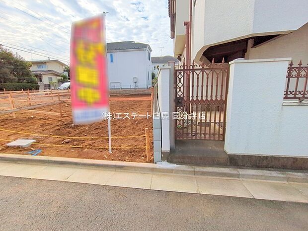 建物が完成しましたので室内のご見学予約スタート。当日のご見学予約も大歓迎です。お気軽にご連絡ください。他にもインターネットに掲載していない情報も沢山ありますので、比較で併せてご見学ができます。