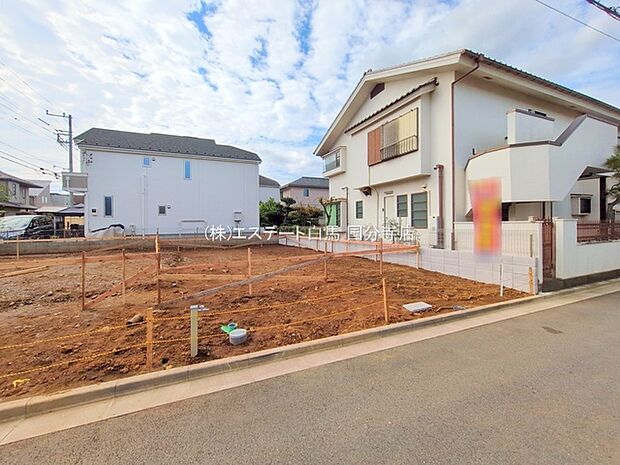 建物のモデルハウスのご見学予約もスタートしました。当日のご見学予約も大歓迎ですので、お気軽にお問合せください。