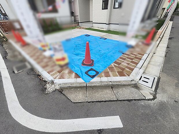 周辺のエリアで他にも沢山売りに出ている物件があります。インターネット掲載前の情報などもありますのでお気軽にお問合せください。まとめてご見学できます。 