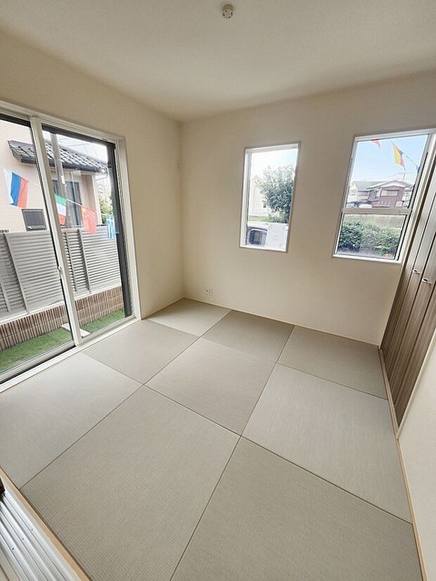 和室がある間取り。畳の香りとともにどこか落ち着く空間です。 