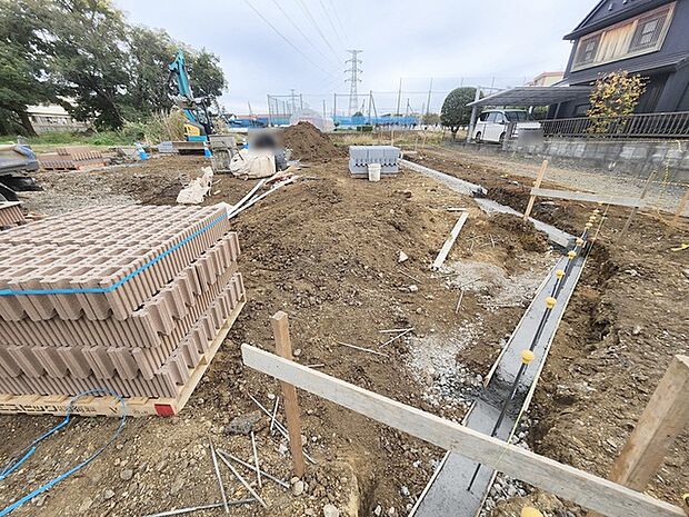 現在建物を建築中です、建築中の物件については現地確認の他、同施工会社の完成施工例のご案内、担当者のプレゼンテーションにてご検討ください。適切なご検討の方法をご説明させて頂きます。 