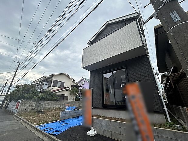 現地のご見学予約もスタートしました。周辺で売りに出ている物件も沢山御座います。まとめてご見学ができますのでお気軽にお申しつけください。