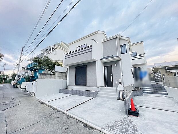 建物が完成しましたので室内のご見学予約スタート。当日のご見学予約も大歓迎です。お気軽にご連絡ください。他にもインターネットに掲載していない情報も沢山ありますので、比較で併せてご見学ができます。 