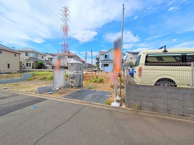 周辺のエリアで他にも沢山売りに出ている物件があります。インターネット掲載前の情報などもありますのでお気軽にお問合せください。まとめてご見学できます。 