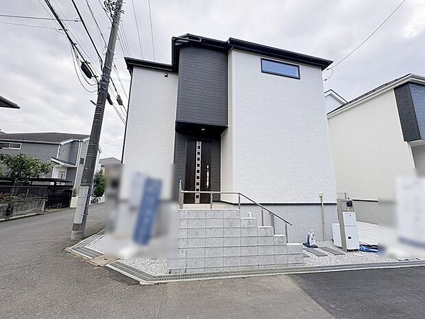 建物が完成しましたので室内のご見学予約スタート。当日のご見学予約も大歓迎です。お気軽にご連絡ください。他にもインターネットに掲載していない情報も沢山ありますので、比較で併せてご見学ができます。