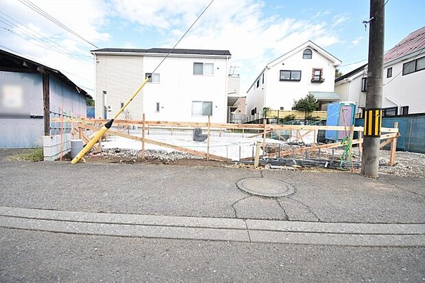 周辺のエリアで他にも沢山売りに出ている物件があります。インターネット掲載前の情報などもありますのでお気軽にお問合せください。まとめてご見学できます。 