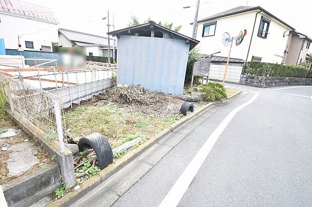 周辺のエリアで他にも沢山売りに出ている物件があります。インターネット掲載前の情報などもありますのでお気軽にお問合せください。まとめてご見学できます。 