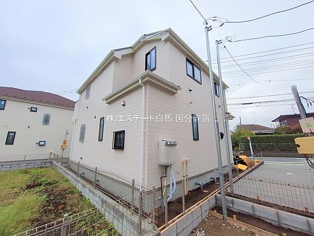 建物が完成しましたので室内のご見学予約スタート。当日のご見学予約も大歓迎です。お気軽にご連絡ください。他にもインターネットに掲載していない情報も沢山ありますので、比較で併せてご見学ができます。 