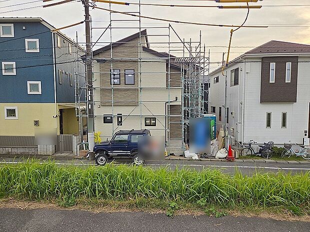 現地のご見学予約もスタートしました。周辺で売りに出ている物件も沢山御座います。まとめてご見学ができますのでお気軽にお申しつけください。 