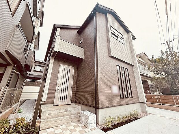 建物が完成しましたので室内のご見学予約スタート。当日のご見学予約も大歓迎です。お気軽にご連絡ください。他にもインターネットに掲載していない情報も沢山ありますので、比較で併せてご見学ができます。